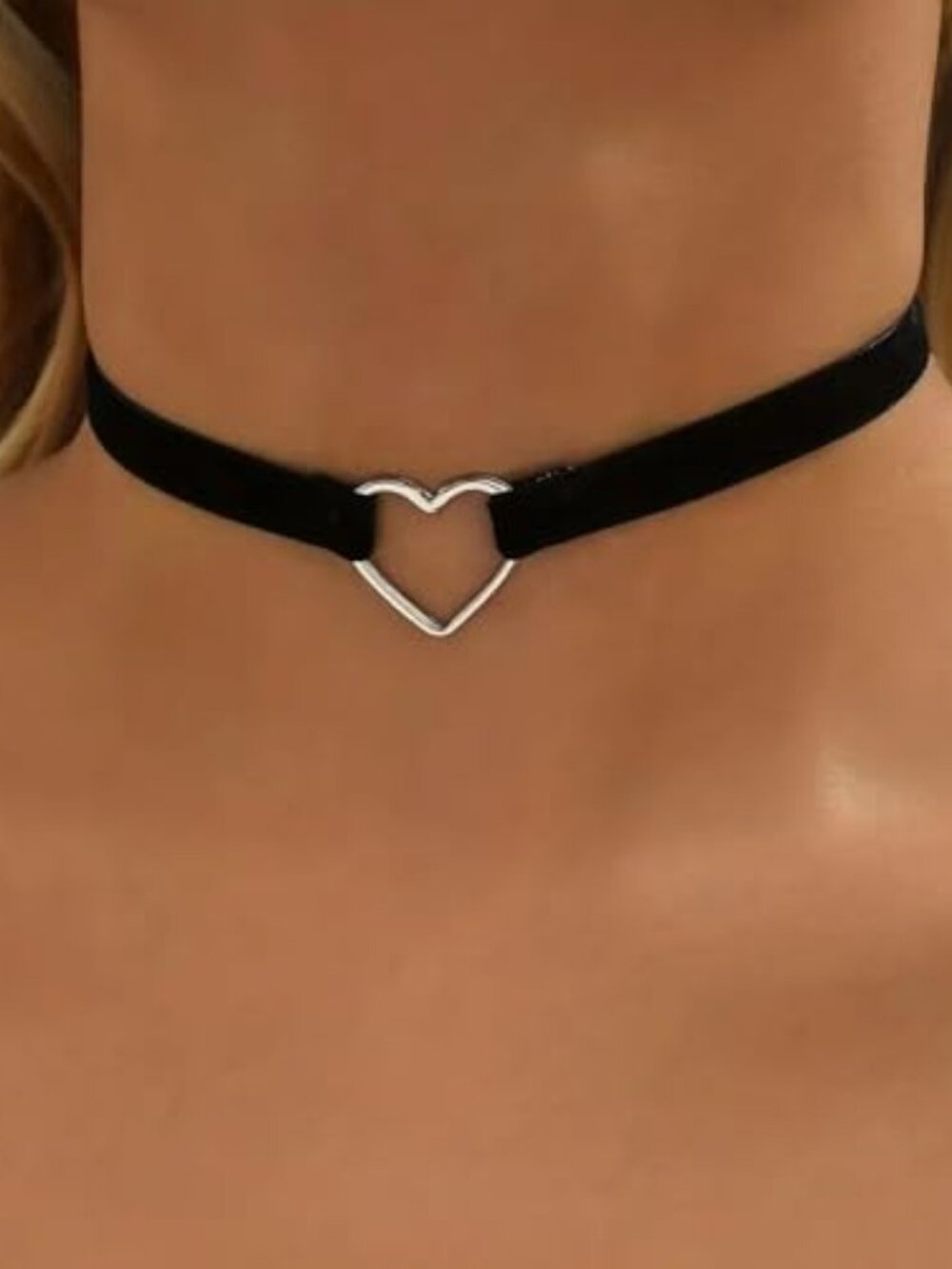 Black Necklaces for Women
